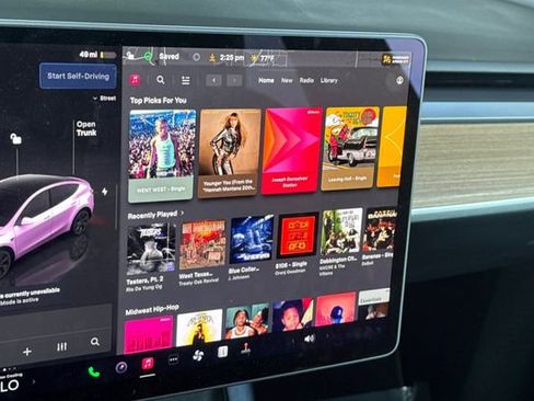 Used 2025 Tesla Model Y Long Range image 26