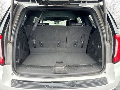 Used 2023 GMC Yukon SLT image 23