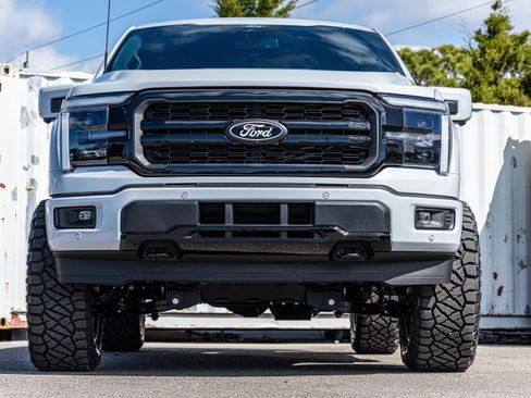 New 2025 Ford F150 Lariat w/ Equipment Group 502A High AWD/4WD image 9