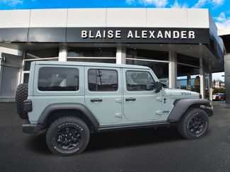 Used 2023 Jeep Wrangler Unlimited w/ Sun & Screen Package video 2