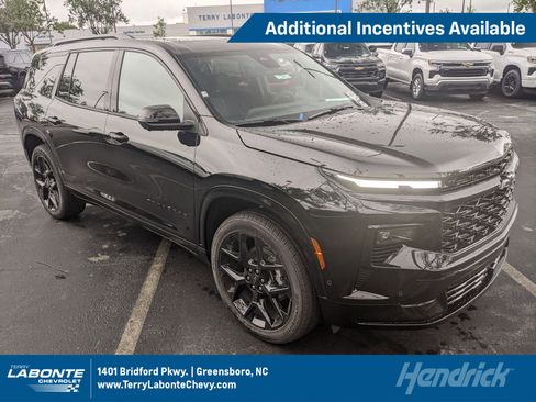 New 2026 Chevrolet Traverse RS image 1