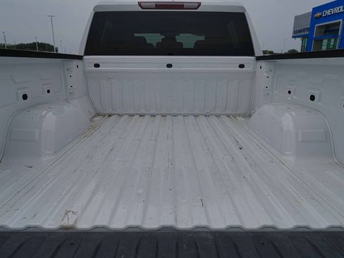 Used 2025 GMC Sierra 1500 SLT AWD/4WD image 15