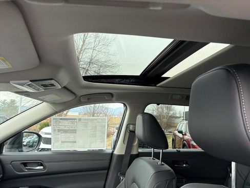 New 2026 Nissan Pathfinder Platinum image 14