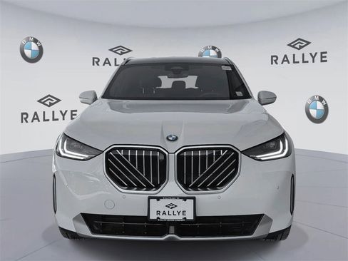 Certified 2025 BMW X3 xDrive30i w/ Premium Package image 2