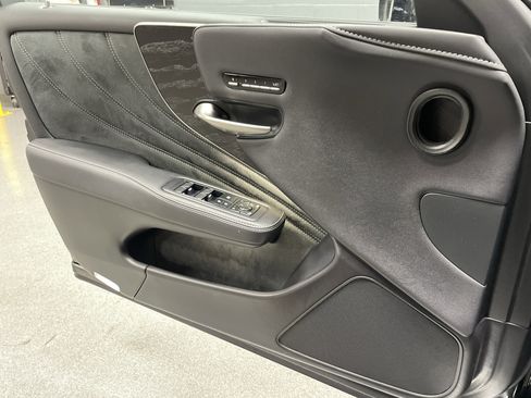 Used 2021 Lexus LS 500 image 14