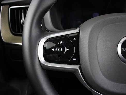 Certified 2026 Volvo XC60 B5 Plus w/ Protection Package Premier AWD/4WD image 10
