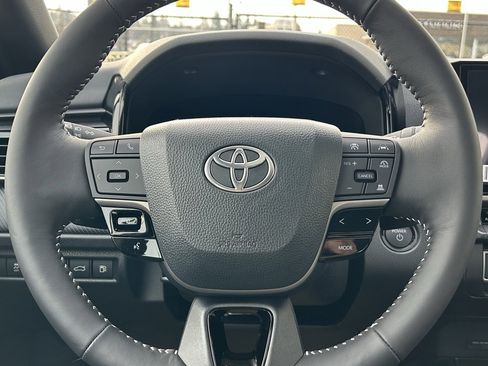 New 2026 Toyota Camry Hybrid image 21