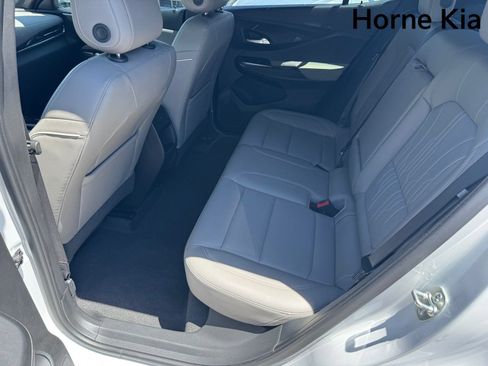 Used 2025 Buick Envista Avenir FWD image 13