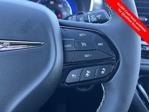 New 2026 Chrysler Pacifica Select image 11