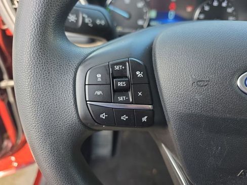 Used 2021 Ford Escape SE image 38