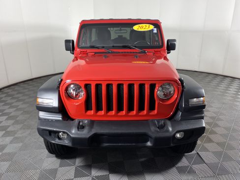 Used 2023 Jeep Wrangler Unlimited Sport AWD/4WD image 11