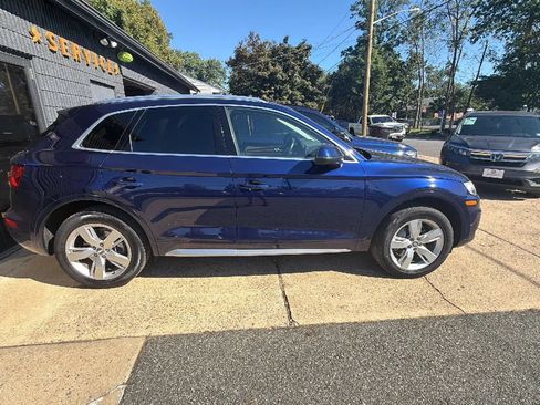 Used 2018 Audi Q5 2.0T Premium Plus w/ Premium Plus Package AWD/4WD image 4