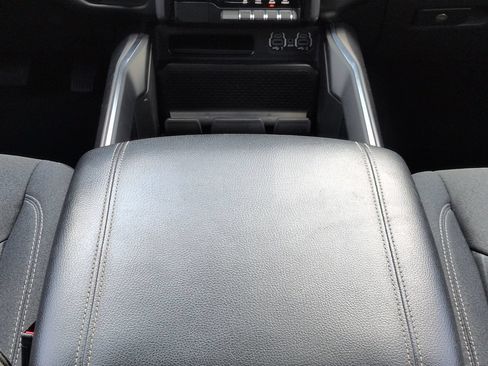Used 2024 RAM 1500 Big Horn AWD/4WD image 19