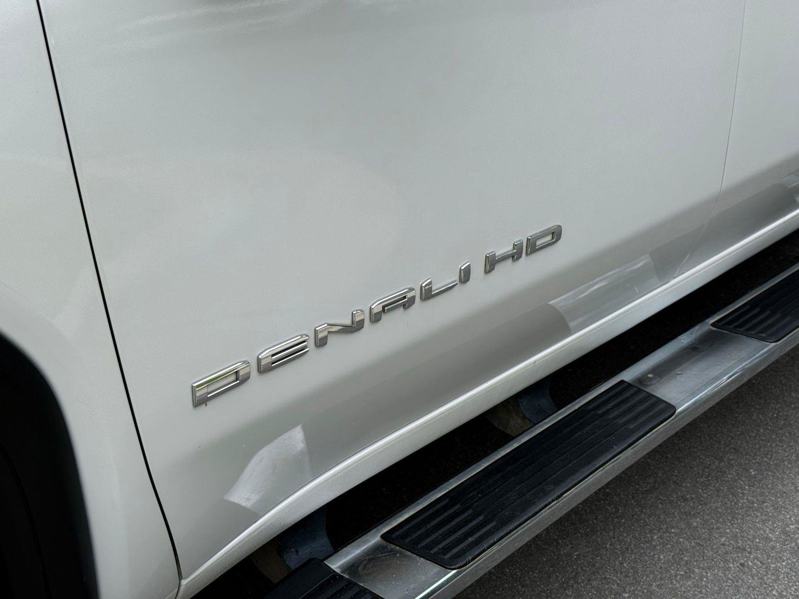 Used 2020 GMC Sierra 3500 Denali w/ Denali Ultimate Package AWD/4WD image 15