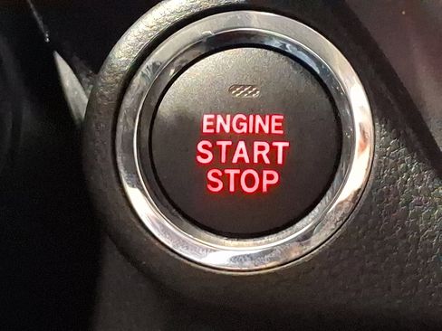 Used 2024 Subaru Crosstrek 2.0i Premium image 24