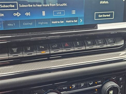 Used 2024 Chevrolet Silverado 2500 ZR2 image 27