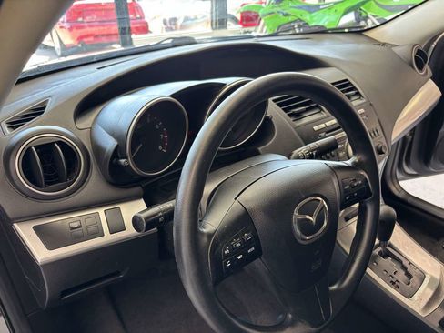 Used 2011 MAZDA MAZDA3 i Touring image 13
