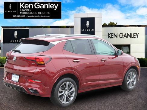 Used 2023 Buick Encore GX Select w/ Sport Touring Package FWD image 7