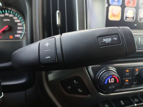 Used 2018 Chevrolet Silverado 1500 LTZ w/ Texas Edition AWD/4WD image 10
