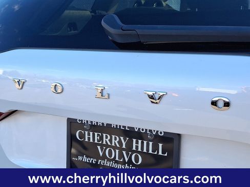 Certified 2022 Volvo XC60 B6 Inscription w/ Advanced Package image 31