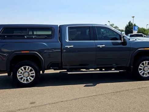 Used 2020 GMC Sierra 2500 Denali w/ Denali Ultimate Package AWD/4WD image 11