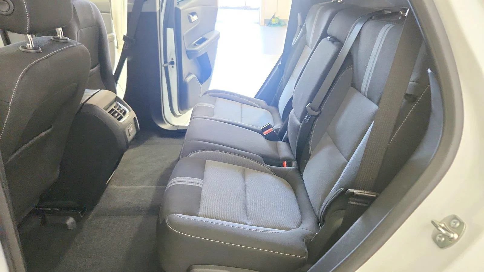 Used 2024 Chevrolet Blazer LT w/ Convenience Package FWD image 24