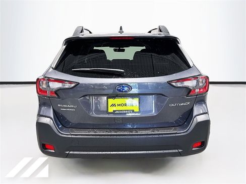 Used 2025 Subaru Outback Premium image 6