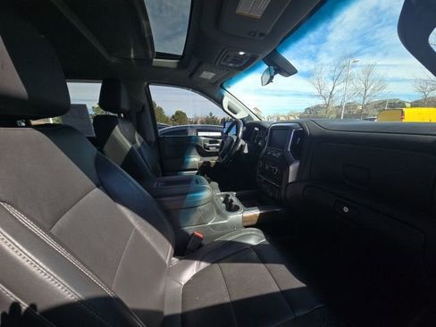 Used 2020 Chevrolet Silverado 1500 RST image 16