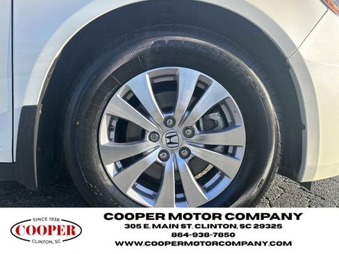 Used 2016 Honda Odyssey SE image 12