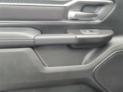 New 2026 RAM 1500 4x4 Crew Cab image 15