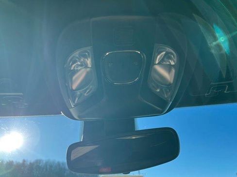 New 2026 Jeep Compass Latitude image 19