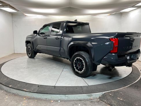 Used 2024 Toyota Tacoma TRD Off-Road image 3