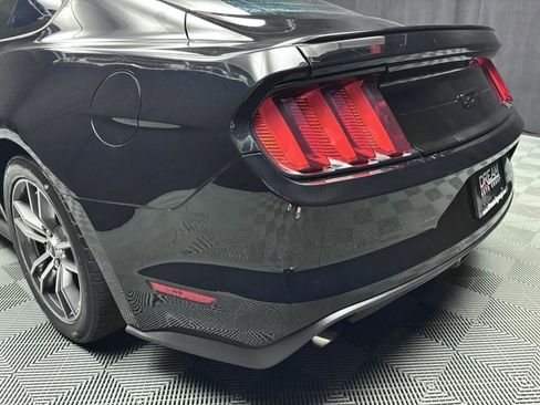 Used 2017 Ford Mustang Premium image 13