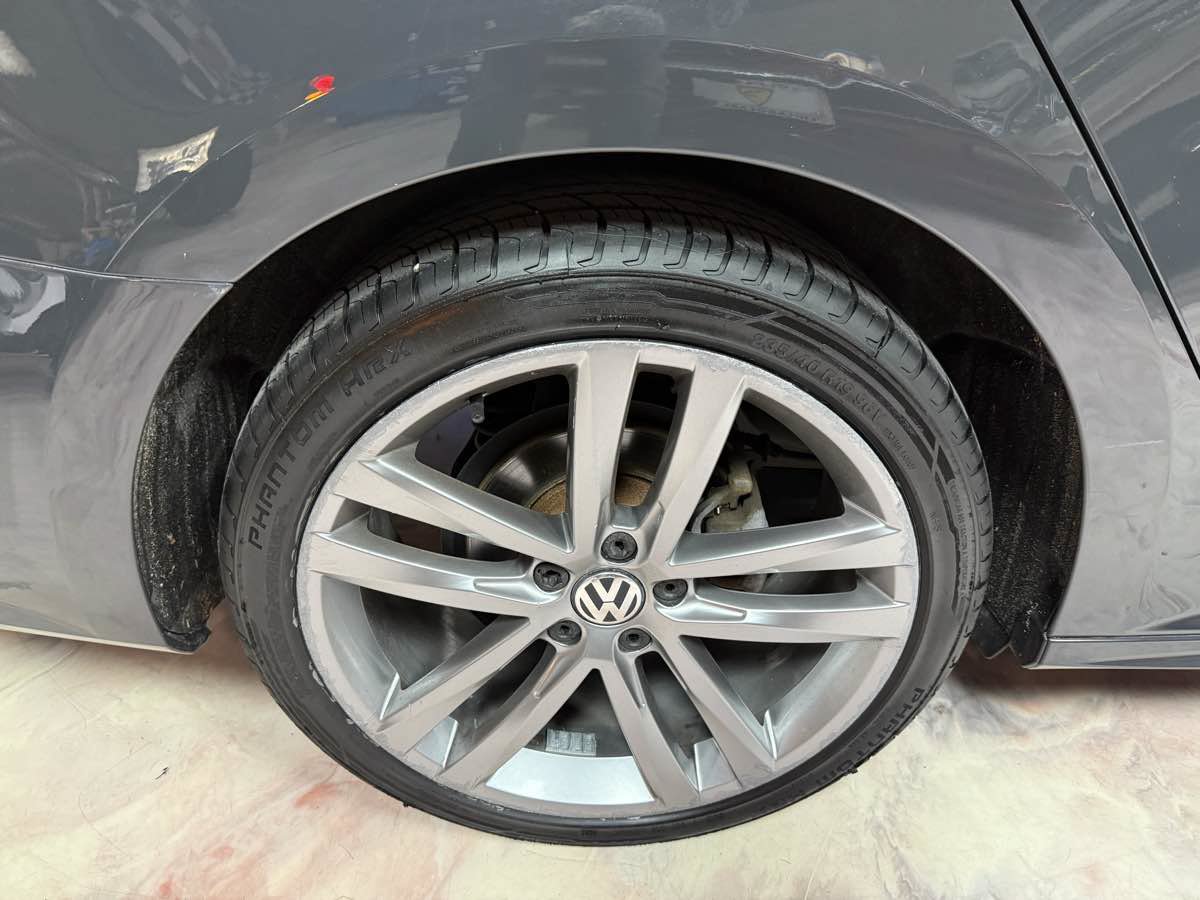 Used 2017 Volkswagen Passat 1.8T R-Line FWD image 36