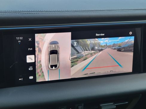 Used 2025 Porsche Macan Electric image 17