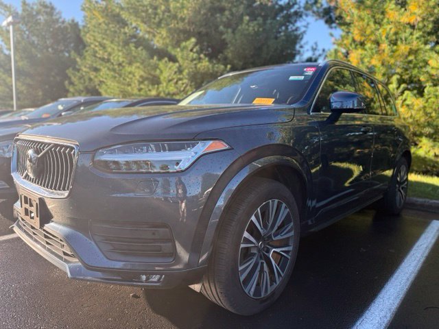 Used 2021 Volvo XC90 T6 Momentum w/ Climate Package AWD/4WD image 2