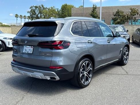 Used 2026 BMW X5 xDrive50e w/ Parking Assistance Package AWD/4WD image 8