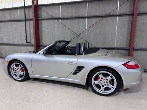 Used 2006 Porsche Boxster S RWD image 7