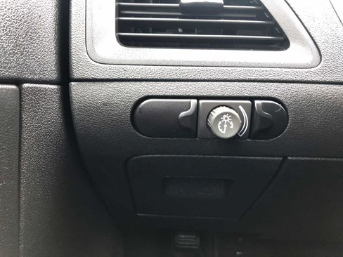 Used 2011 Chevrolet Malibu LT w/ Power Convenience Package image 9