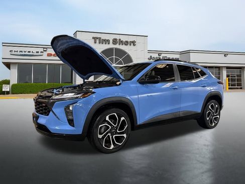 Used 2024 Chevrolet Trax RS w/ Sunroof Package image 15