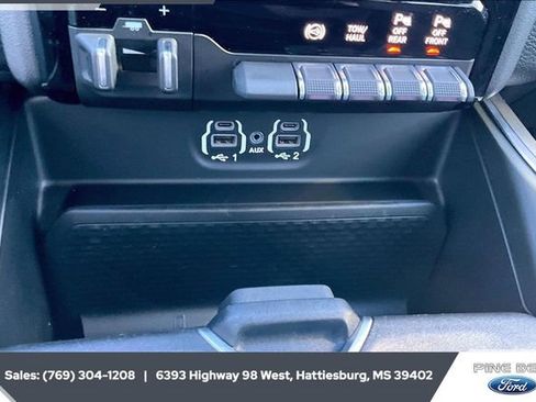 Used 2024 RAM 3500 Big Horn w/ Sport Appearance Package image 23