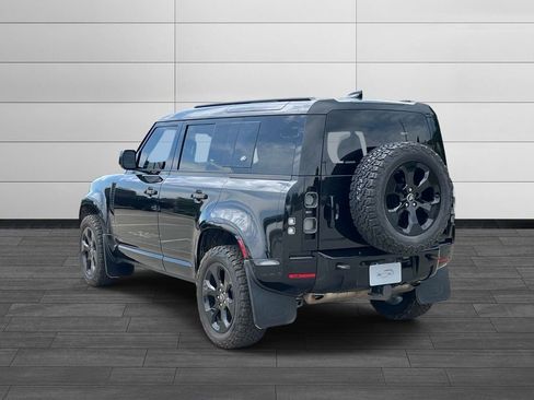 Used 2022 Land Rover Defender 110 X AWD/4WD image 3