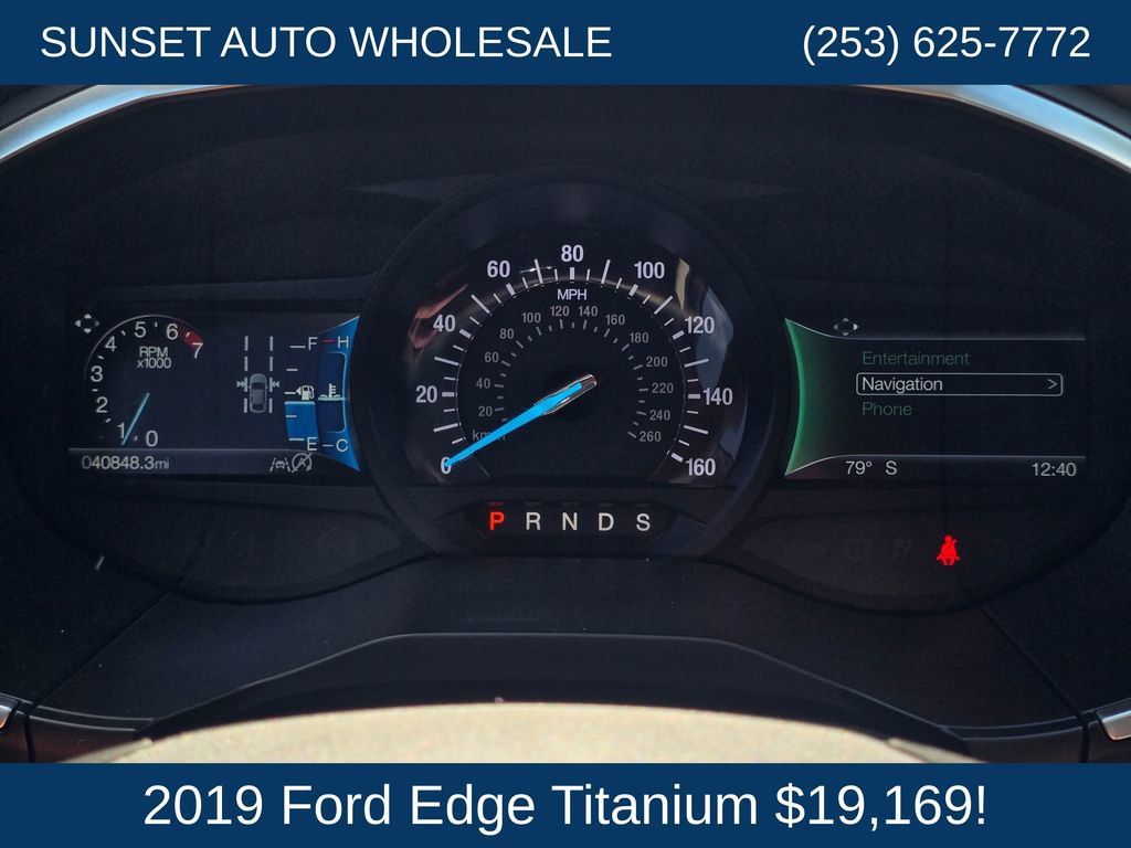 Used 2019 Ford Edge Titanium w/ Cold Weather Package AWD/4WD image 30