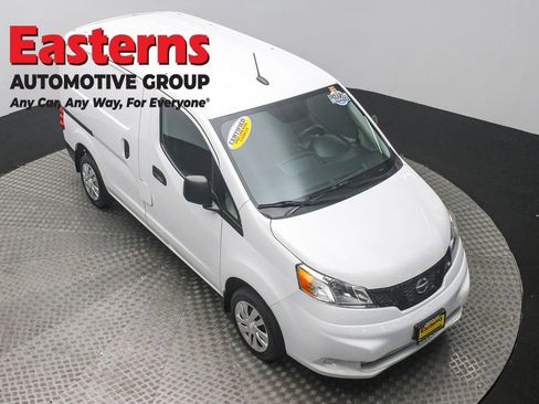 Used 2021 Nissan NV200 S image 3