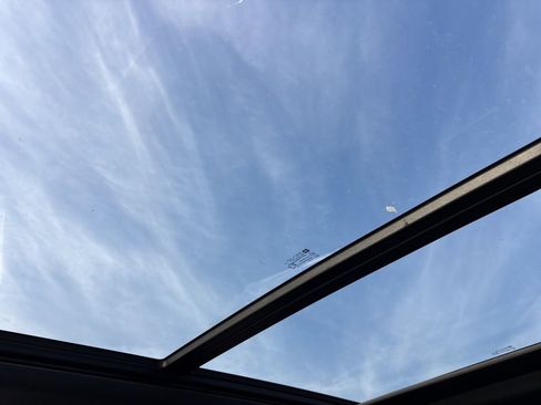 Used 2022 Chevrolet Tahoe High Country image 56