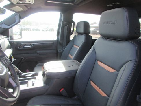 New 2026 GMC Sierra 3500 AT4 w/ AT4 Premium Plus Package image 13