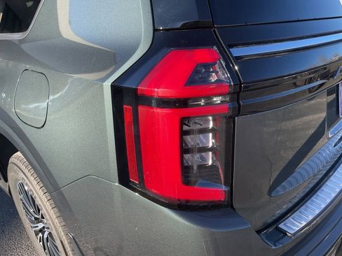 New 2026 Nissan Armada SL image 34