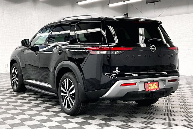 New 2025 Nissan Pathfinder Platinum w/ Lighting Package (N93) AWD/4WD image 4