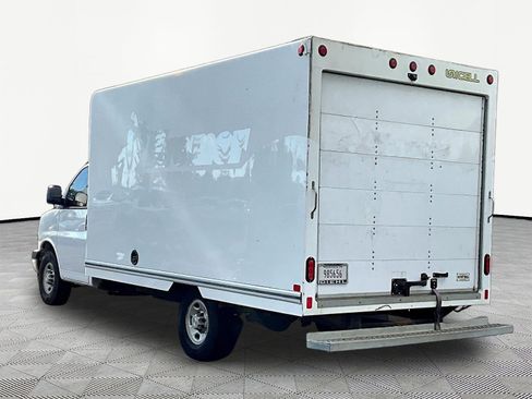 Used 2020 Chevrolet Express 3500 w/ Power Convenience Package RWD image 4