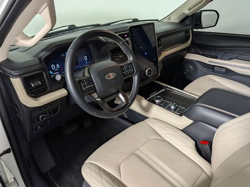 Certified 2024 Ford Expedition Max Platinum AWD/4WD image 23